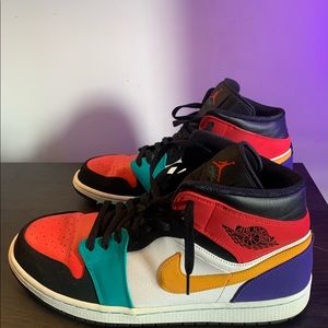 Air Jordan 1 Mid